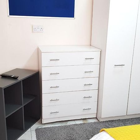 Double Ensuite Rooms Near City Centre Бирмингем Экстерьер фото