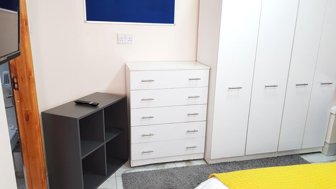 Double Ensuite Rooms Near City Centre Бирмингем Экстерьер фото