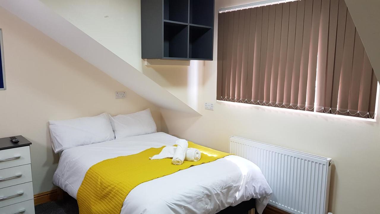 Double Ensuite Rooms Near City Centre Бирмингем Экстерьер фото