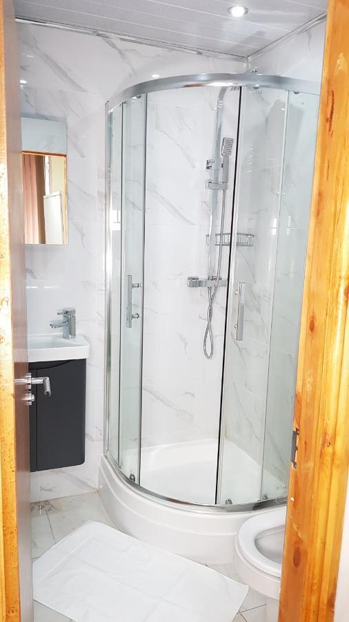 Double Ensuite Rooms Near City Centre Бирмингем Экстерьер фото