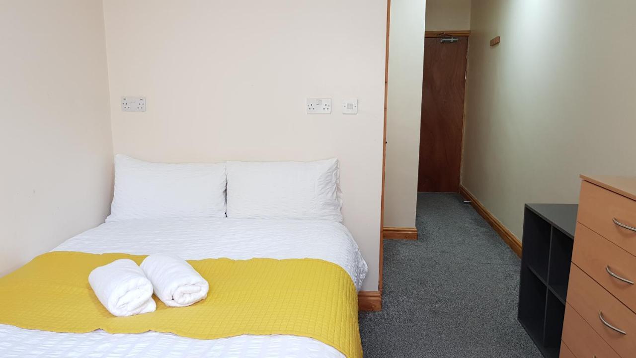 Double Ensuite Rooms Near City Centre Бирмингем Экстерьер фото